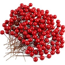 150pcs Artificial Holly