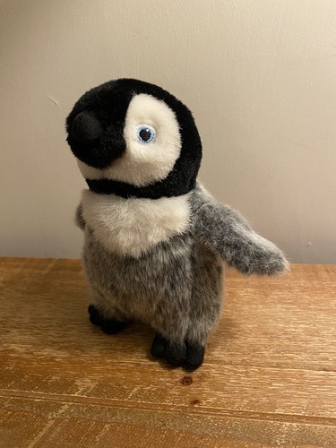 Happy feet penguin - chick, soft