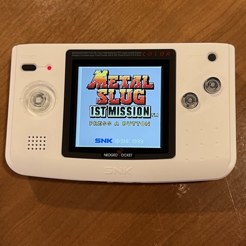 White neo geo - color,