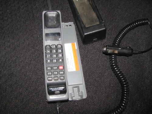 Motorola brick dynatac 8000 - motorola, brick/dynatac/8000
