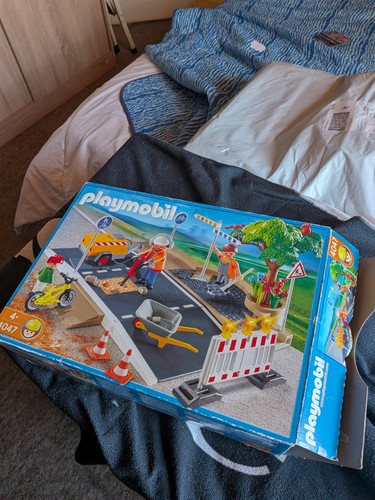 Playmobil road construction