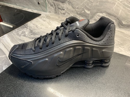 Size nike shox r4 - shox,