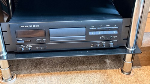 Tascam mk2 dat - da-20,