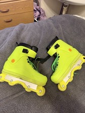 Them 901 Size medium . Jet set radio  rollerblades. In line. 