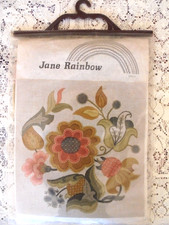 VINTAGE JANE RAINBOW - crewel