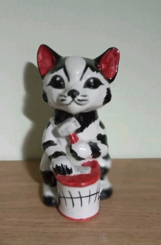 Lorna bailey tucker the - bailey, cat