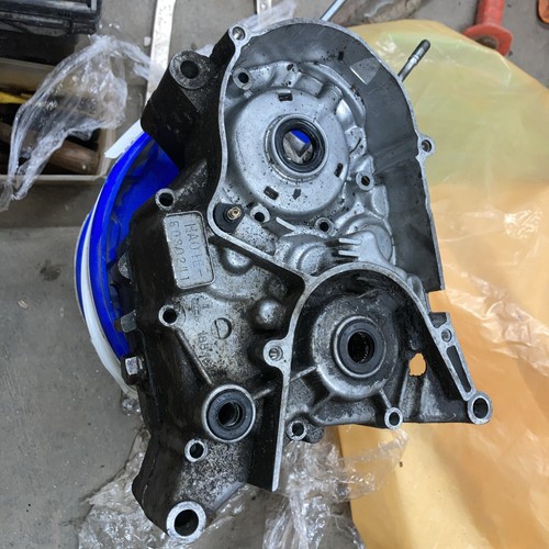 Honda h100 crank cases left - cases,