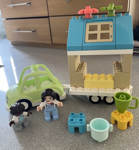 Lego duplo family house - family,