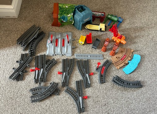 Bundle thomas friends - thomas, &friends