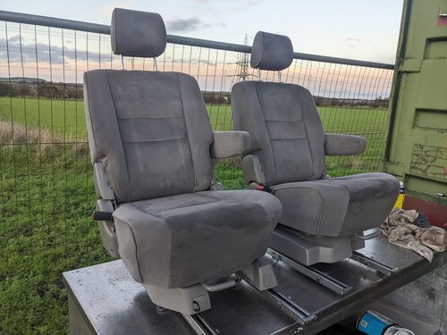 Swivel captain seat grey - captain,