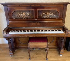 Steinway & Sons Vertegrand