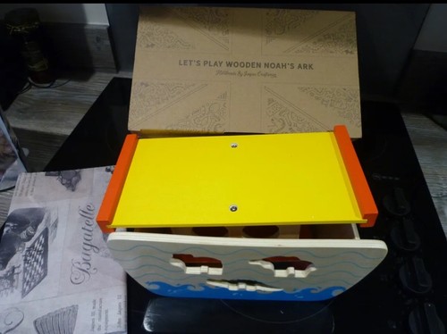 Let play wooden noah - play,