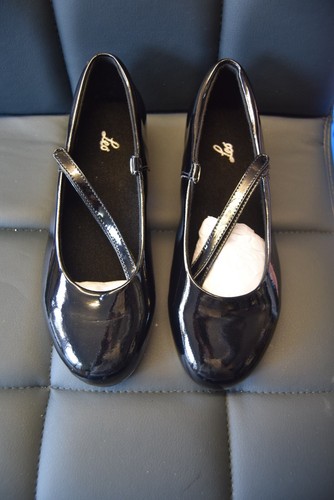 Black patent bloch leo - black, t-bar