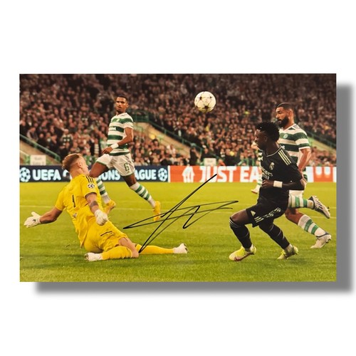 Signed carter vickers celtic - carter-vickers,