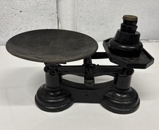 vintage weighing scales cast iron black with weights good condition vintage ++++