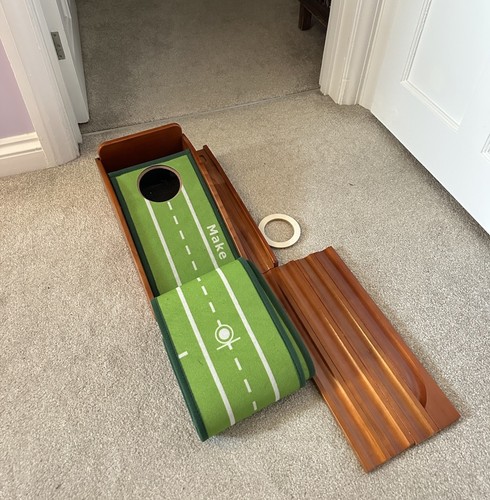 Putting mat for - mat, golf