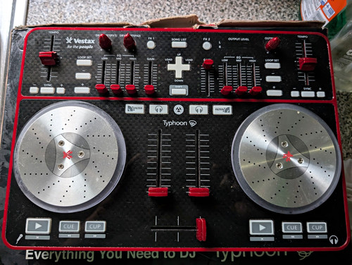Vestax typhoon channel - typhoon, 2-channel