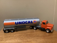 Ertl Unocal 76 Pressed Pressed Steel  Tanker Truck & Trailer USA