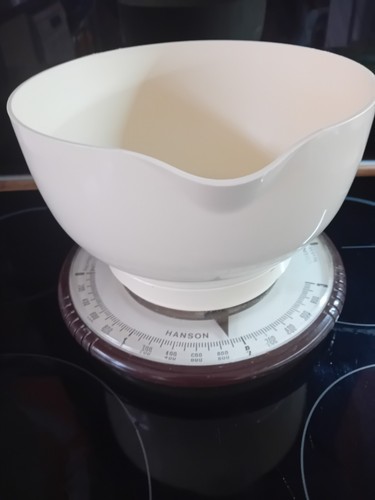 Hanson vintage kitchen scales - vintage,