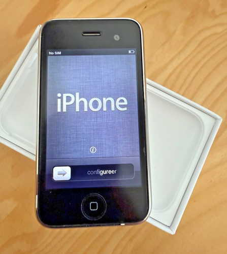 Apple iphone 3gs 3rd gen - iphone,