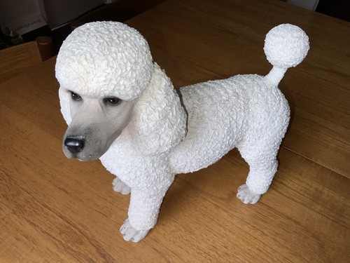Large poodle figure - large,