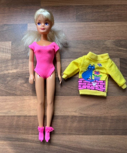 Vintage hasbro sindy doll - doll, 1988