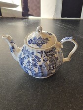 Vintage Sadlers Teapot - blue