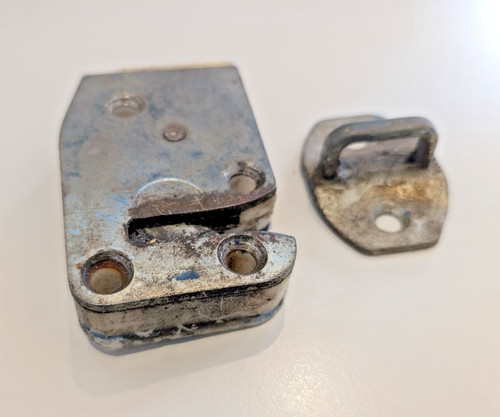 Triumph stag door catch - stag, **lh