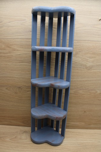 Wooden tier corner wall - corner,