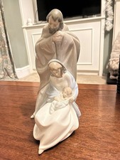 LLADRO NAO  A Child Is Born