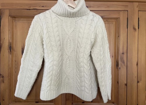 Cream aran jumper - aran, neck