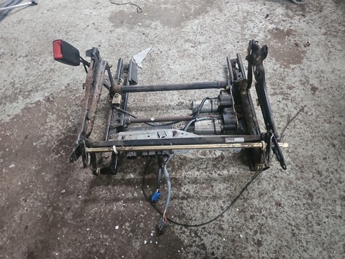 Mercedes w208 clk left seat - mercedes,