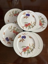 8 x Royal Worcester Evesham