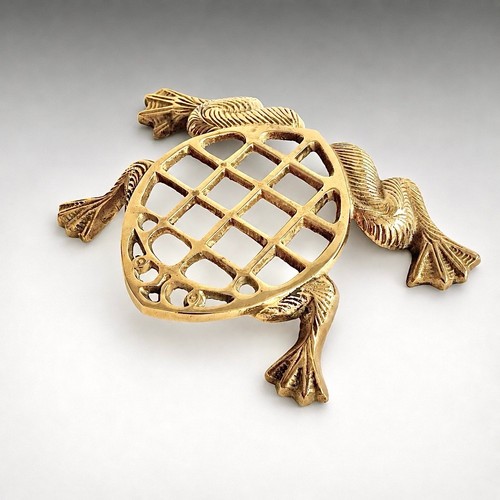 Vintage brass frog trivet - trivet, hot