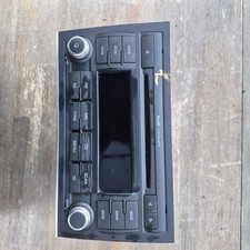 AUDI A4 8E B7 AUDI CONCERT CD