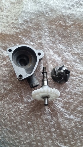 Honda nsr125 jc22 - nsr125, water