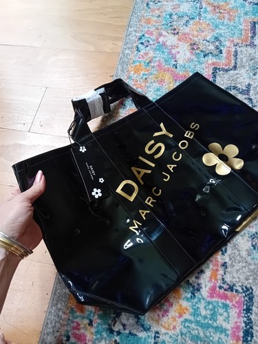 Rare marc jacobs - rare,