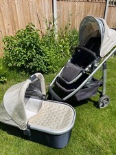 Uppababy Cruz and bassinet