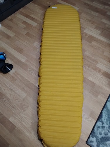 Therm rest neoair sleeping - therm-a-rest,