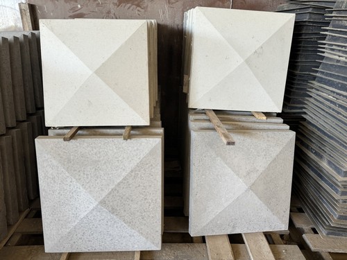 Concrete pyramid top - ✨,