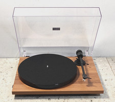 PRO-JECT E1 Phono Belt drive