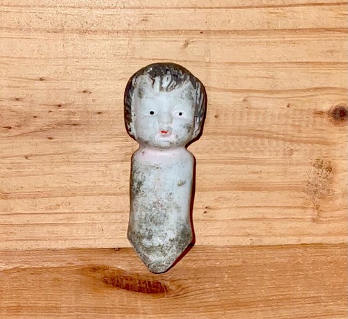 Antique bisque doll body made - doll/,