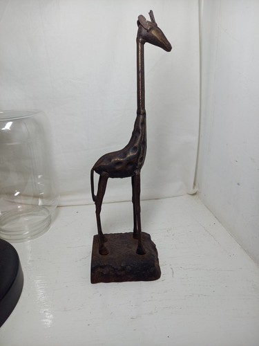 Vintage brass metal tall - ,