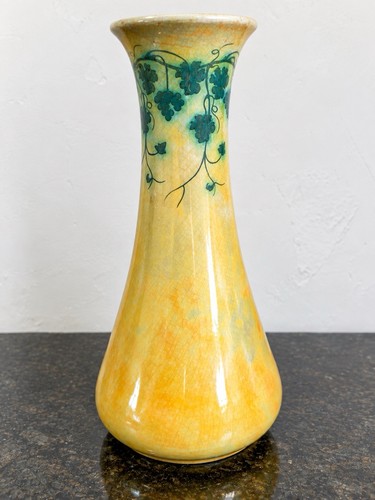 Ruskin pottery 1909 - pottery,