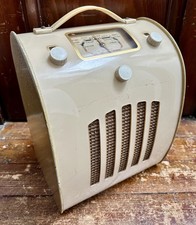 VINTAGE RADIO Ever Ready C - All Dry  Portable Medium Wave Valve Radio 1946 