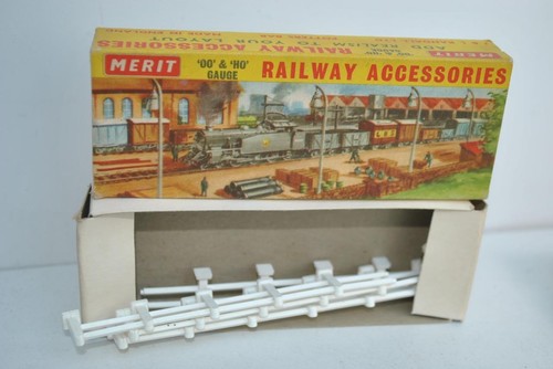 Merit suit hornby post - -,