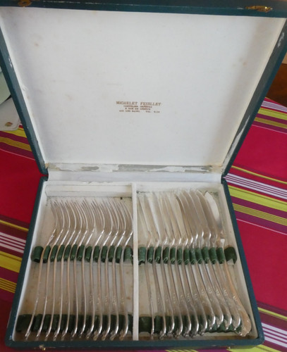 Housewife fish cutlery - fish,