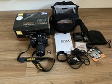 Nikon camera D7000 VR kit