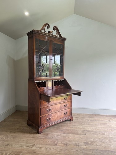 Vintage chippendale style
