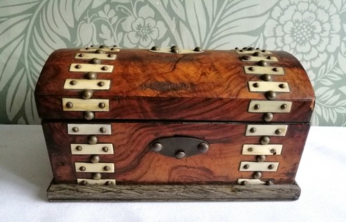 Victorian chest shaped - chest, empty